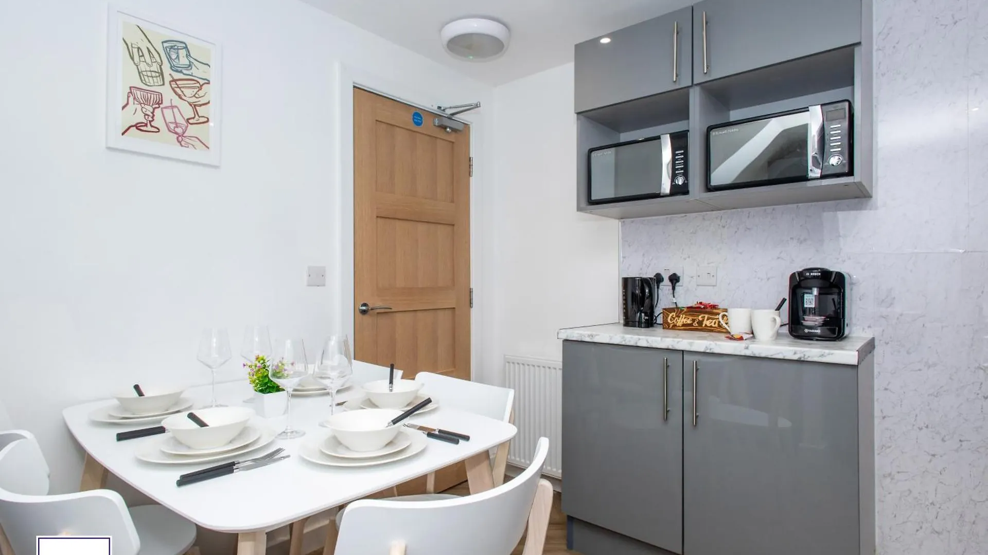アパート Alt-Stay Lofthouse, Wakefield M1 & M62 - Contractors - 4X En-Suite - Fast Fibre Wi-Fi - Long Stays イギリス