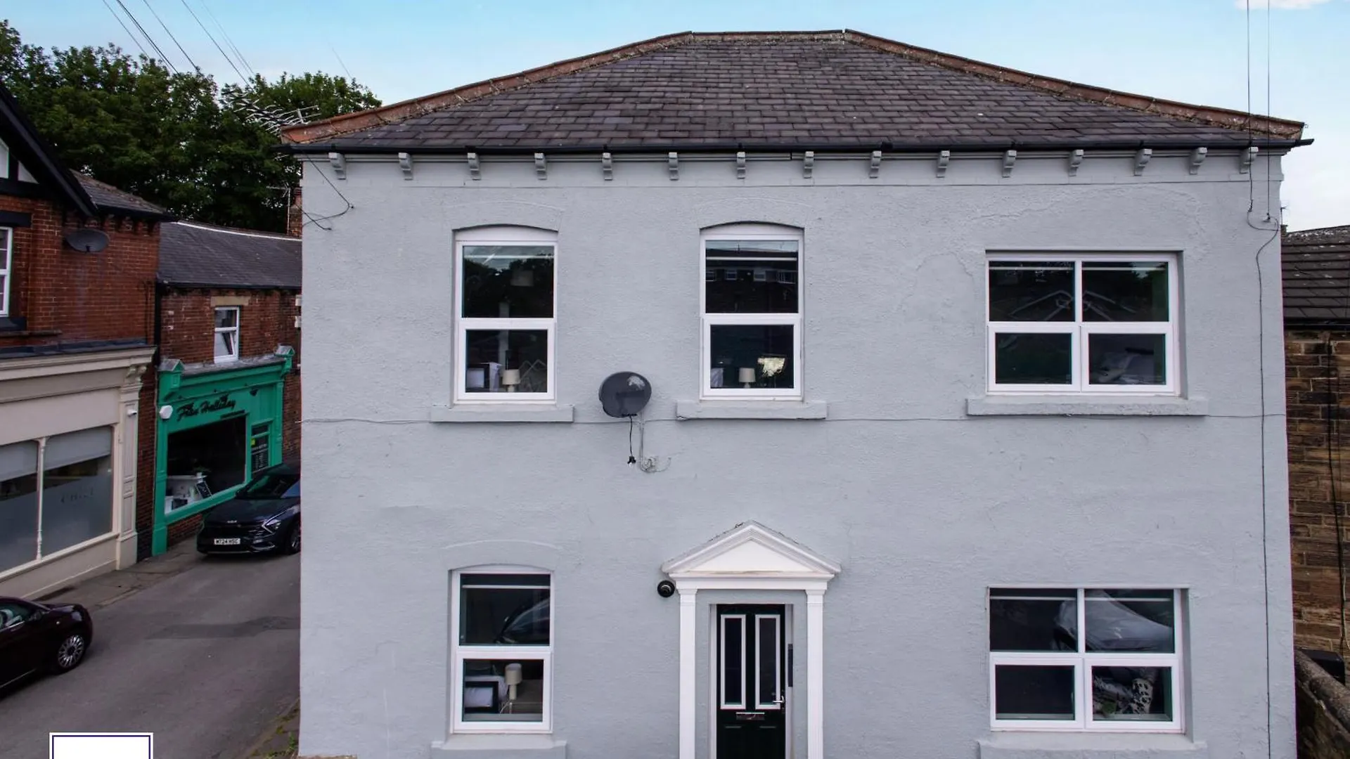 Alt-Stay Lofthouse, Wakefield M1 & M62 - Contractors - 4X En-Suite - Fast Fibre Wi-Fi - Long Stays 0*,